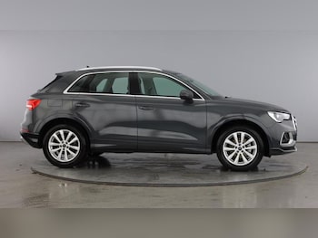 Used Audi Q3 2023 for sale - 76438449: Photo