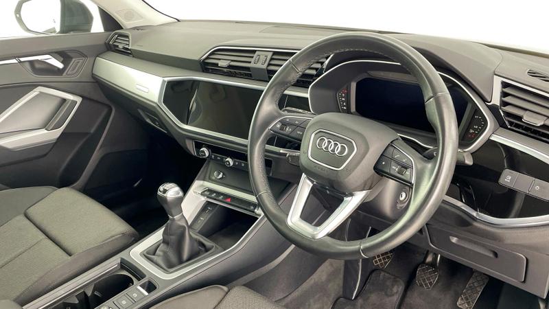 Used Audi Q3 2023 for sale - 76438449: Photo 6