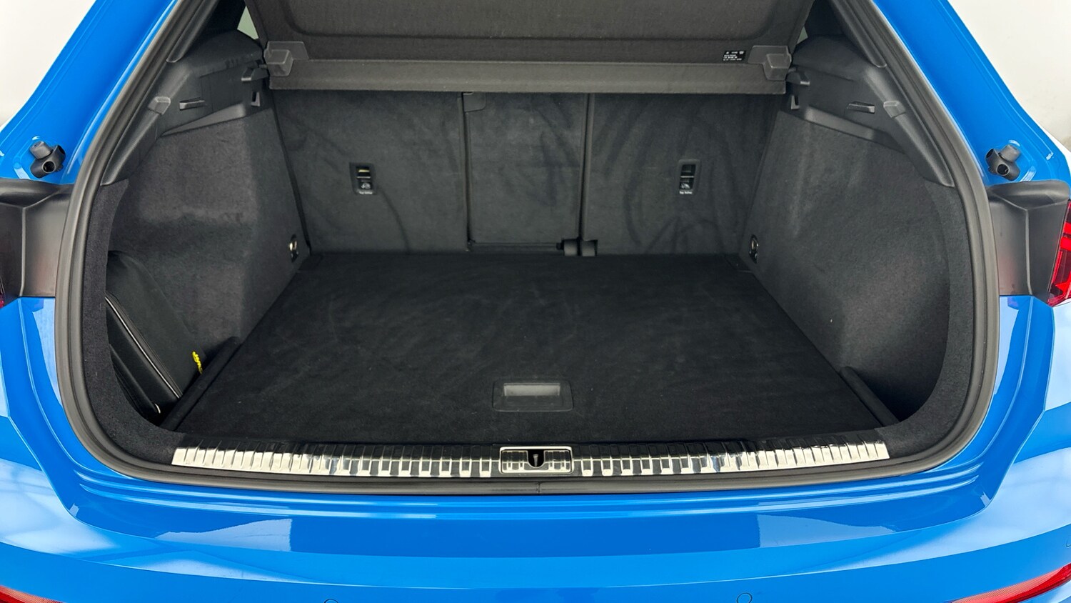 Used Audi Q3 2019 for sale - 77701417: Photo 32