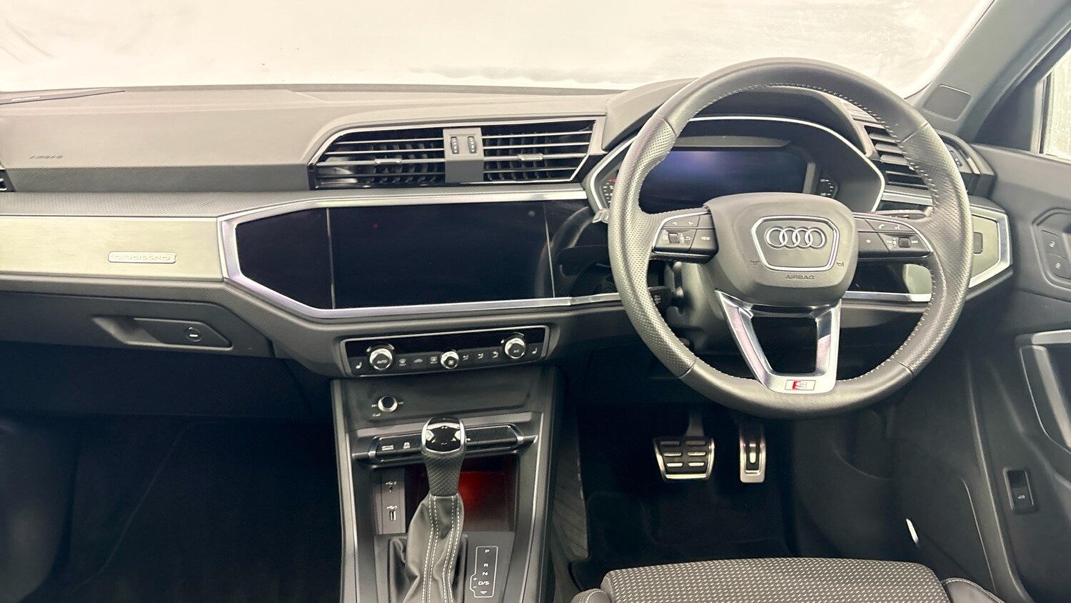 Used Audi Q3 2019 for sale - 77701417: Photo 8