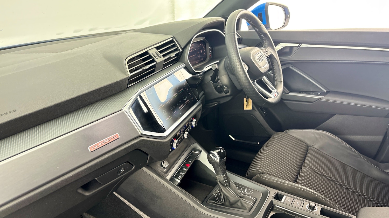 Used Audi Q3 2019 for sale - 77505077: Photo 2