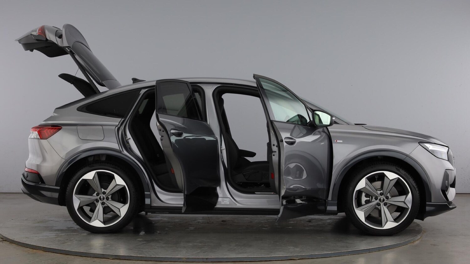 Used Audi Q4 e-tron 2025 for sale - 77721470: Photo 10