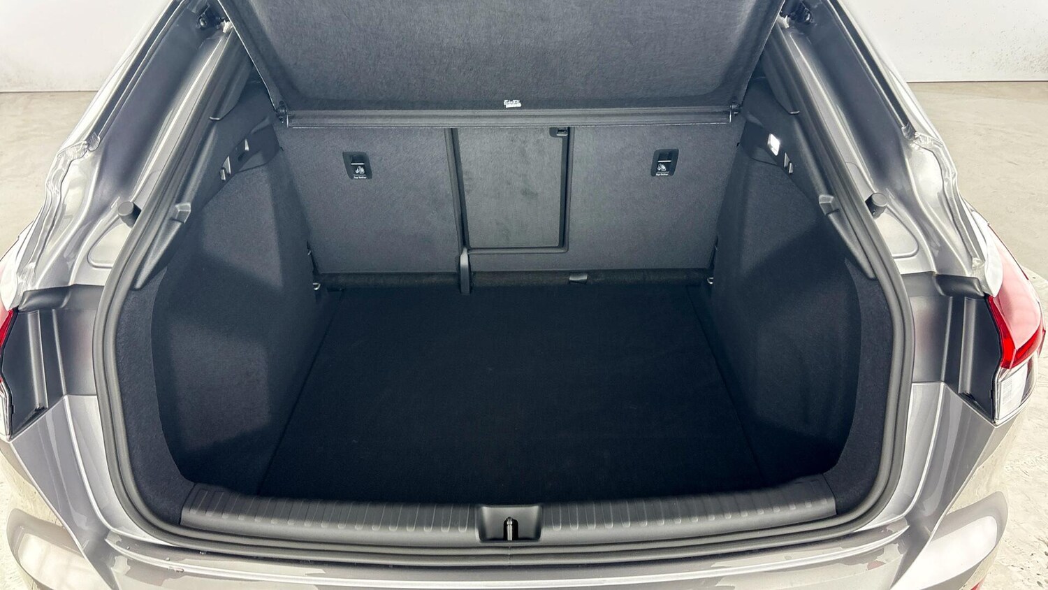 Used Audi Q4 e-tron 2025 for sale - 77721470: Photo 16