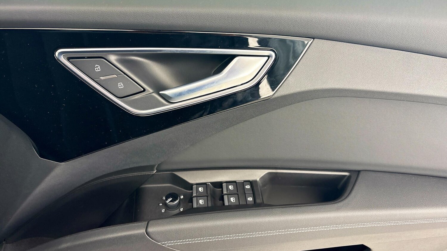 Used Audi Q4 e-tron 2025 for sale - 77721470: Photo 20