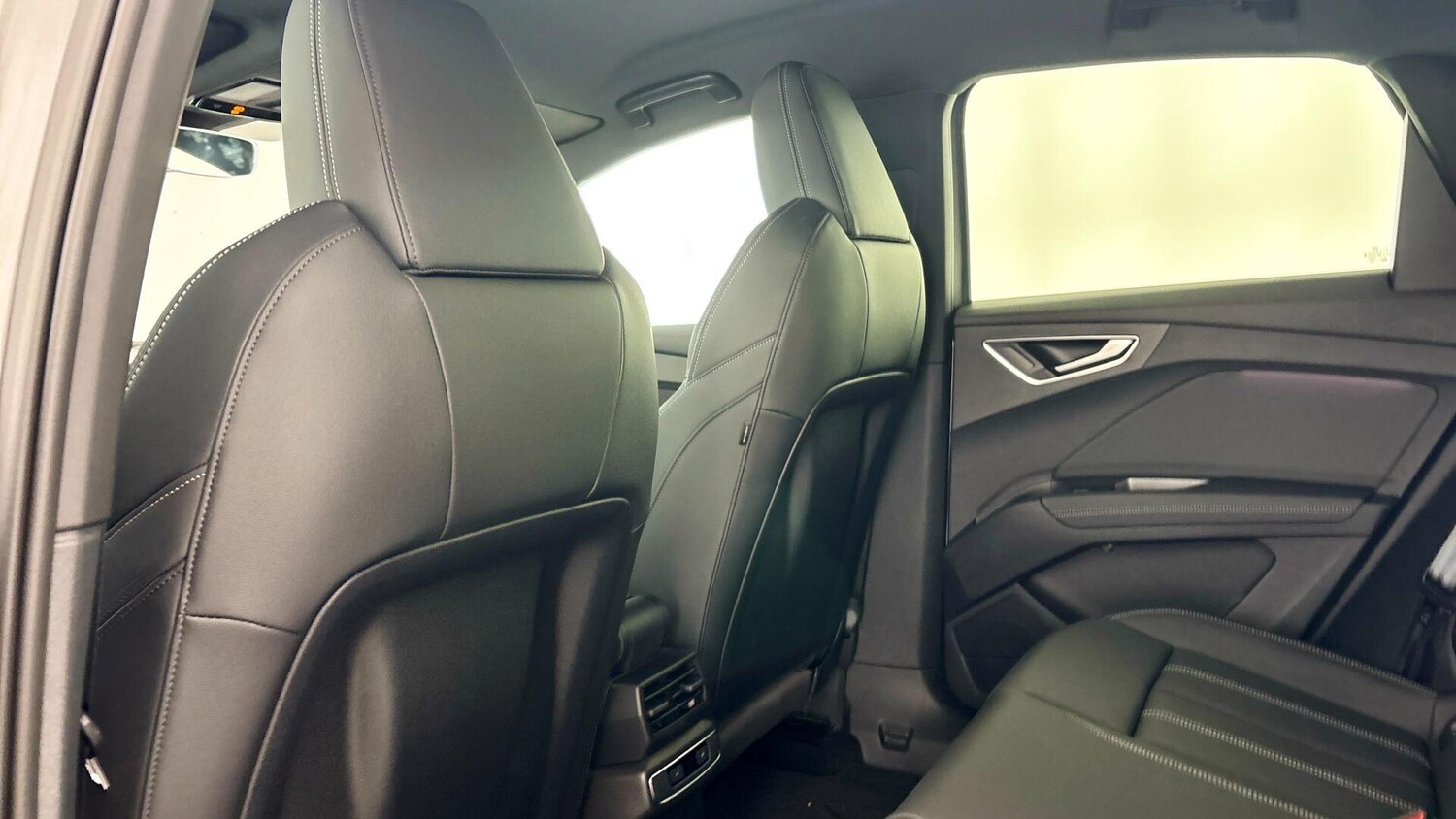 Used Audi Q4 e-tron 2025 for sale - 77721470: Photo 26