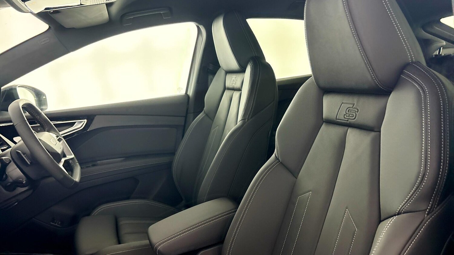 Used Audi Q4 e-tron 2025 for sale - 77721470: Photo 29