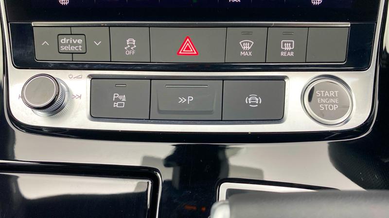 Used Audi Q7 2025 for sale - 76722920: Photo 16