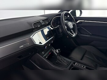 Used Audi Q3 2024 for sale - 77766649: Photo