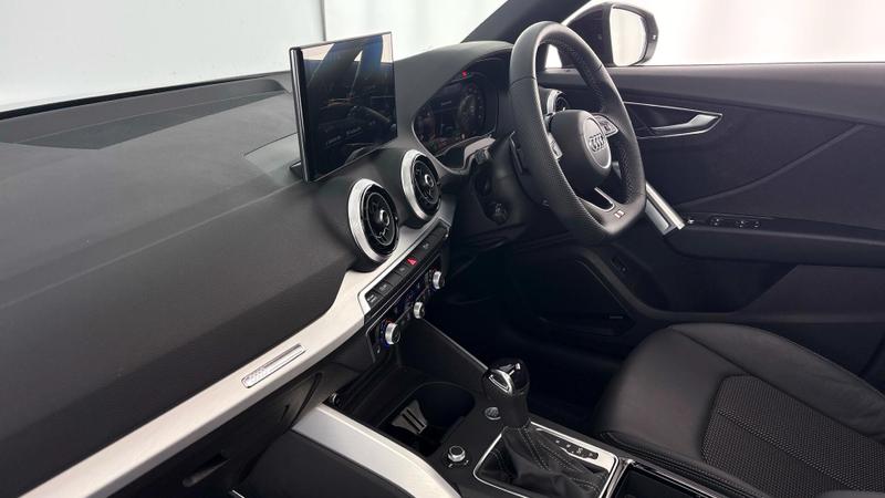 Used Audi Q2 2025 for sale - 77138137: Photo 2