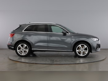 Used Audi Q3 2023 for sale - 78852820: Photo