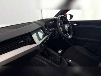 Used Audi A1 2018 for sale - 77968892: Photo