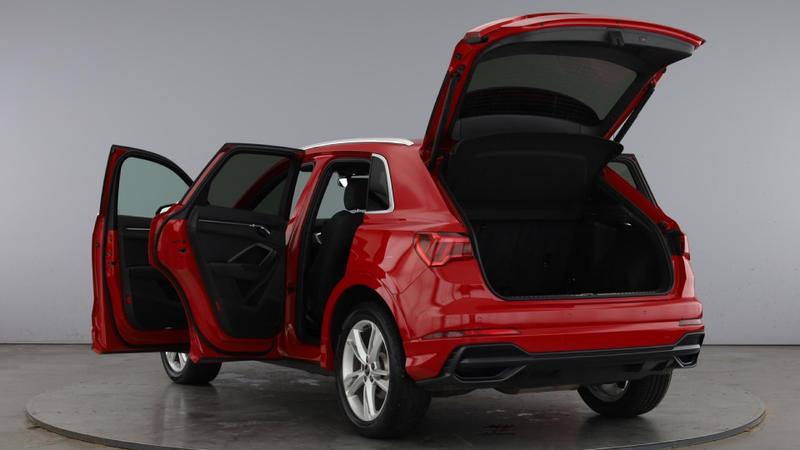 Used Audi Q3 2021 for sale - 76882814: Photo 11