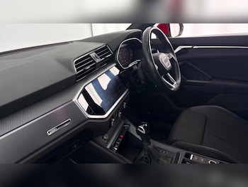 Used Audi Q3 2021 for sale - 76882814: Photo