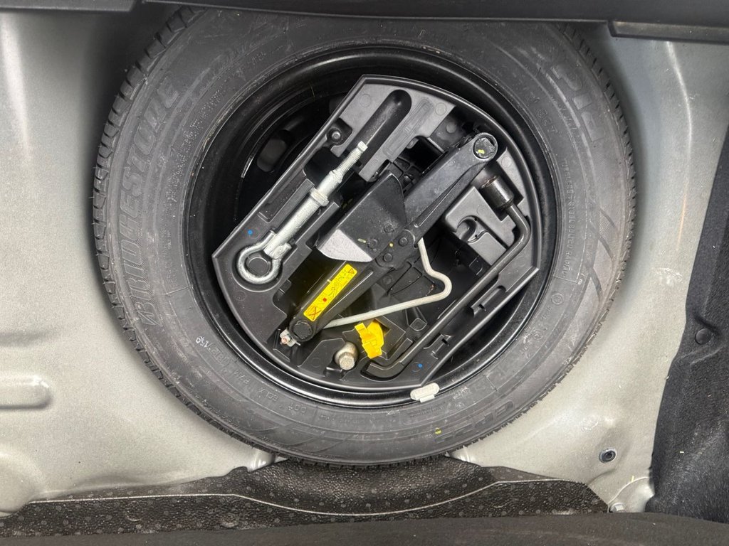 Used Peugeot 208 2012 for sale - 77372860: Photo 12