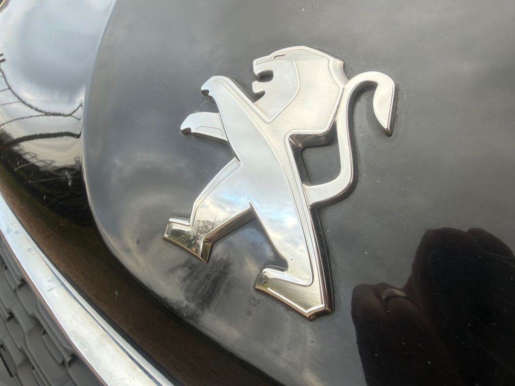 Used Peugeot 208 2012 for sale - 77372860: Photo 15