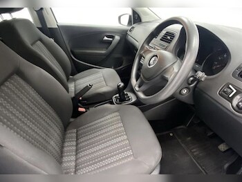 Used Volkswagen Polo 2016 for sale - 78936335: Photo