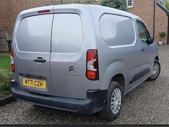 Used Citroen Berlingo 2021 for sale - 76439174: Photo