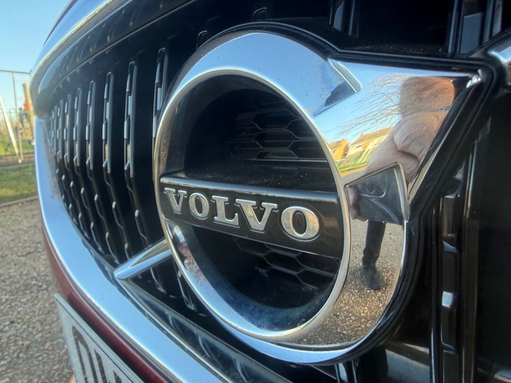 Used Volvo V40 2017 for sale - 77826836: Photo 25