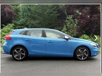 Used Volvo V40 2014 for sale - 76216792: Photo 2