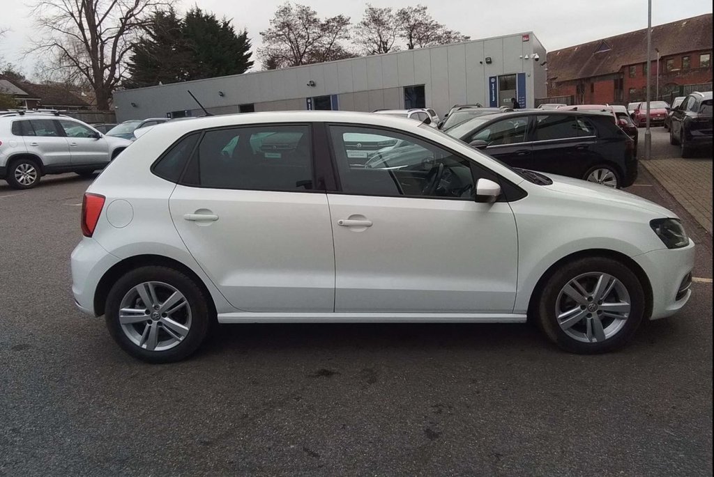 Used Volkswagen Polo 2016 for sale - 77627444: Photo 6