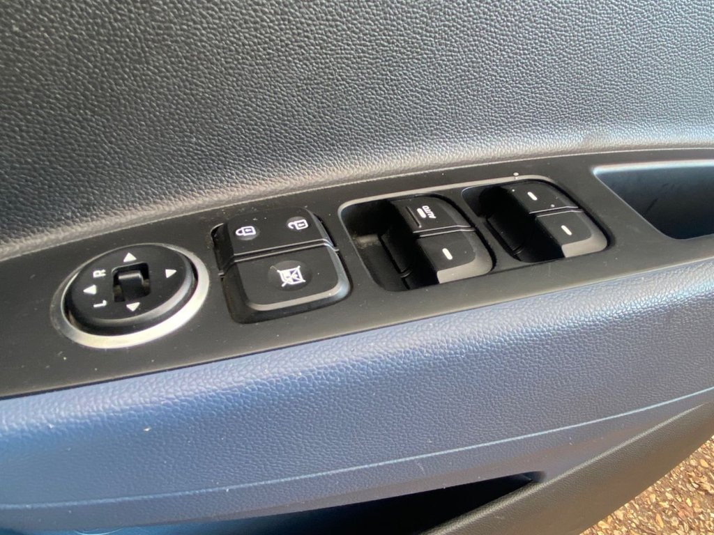 Used Hyundai i10 2014 for sale - 77394822: Photo 15