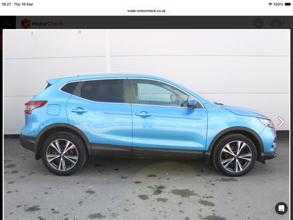 Used Nissan Qashqai 2018 for sale - 77959777: Photo 2
