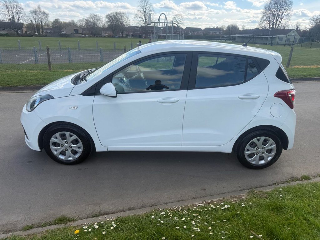 Used Hyundai i10 2014 for sale - 78124442: Photo 8