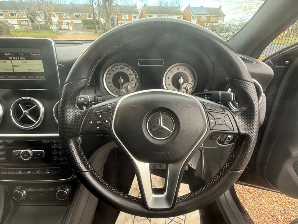 Used Mercedes-Benz A-Class 2015 for sale - 76654433: Photo 9