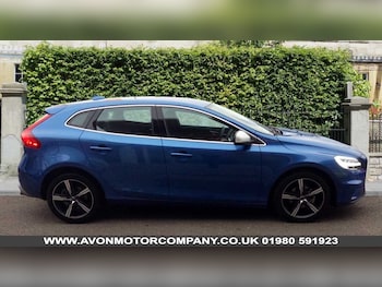 Used Volvo V40 2016 for sale - 75716728: Photo