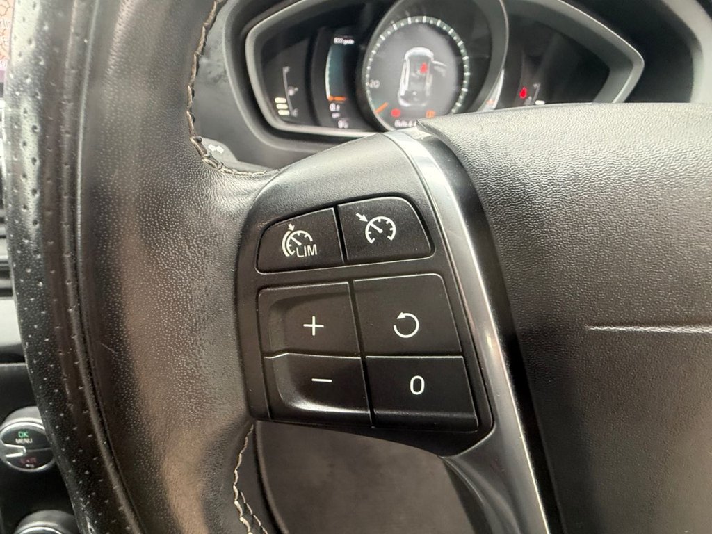 Used Volvo V40 2018 for sale - 77583583: Photo 11