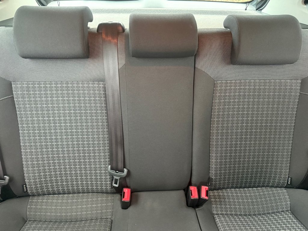 Used Volkswagen Polo 2016 for sale - 76655017: Photo 17