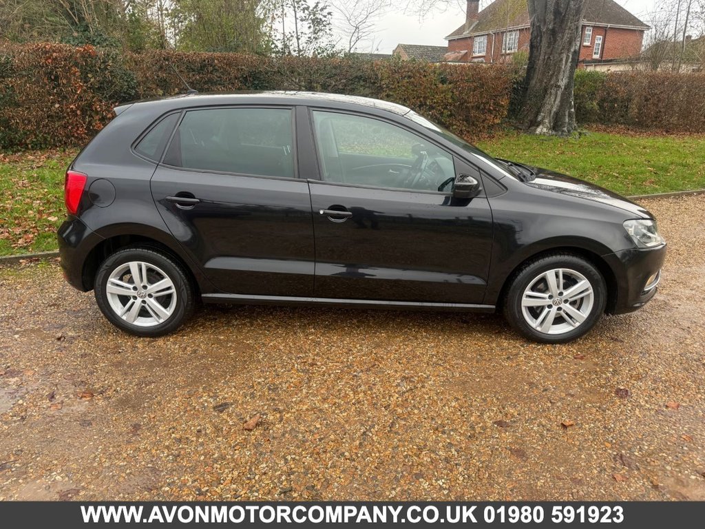 Used Volkswagen Polo 2016 for sale - 76655017: Photo 2