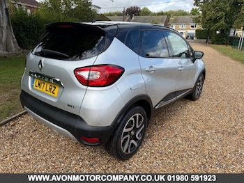 Used Renault Captur 2017 for sale - 75716745: Photo