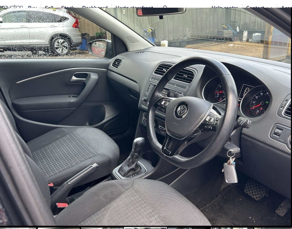 Used Volkswagen Polo 2016 for sale - 77539597: Photo 4