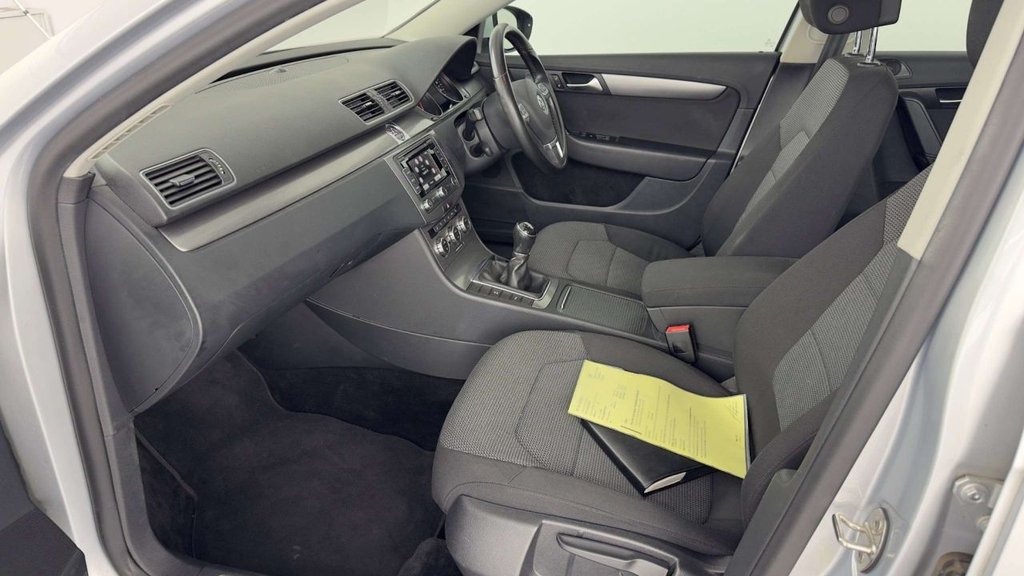 Used Volkswagen Passat 2013 for sale - 77080477: Photo 15