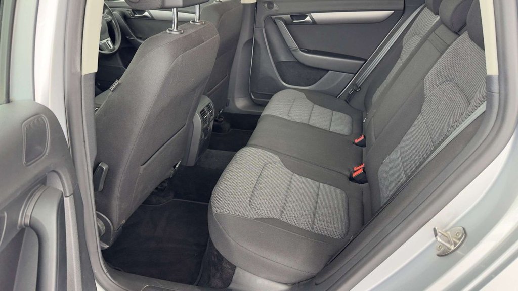 Used Volkswagen Passat 2013 for sale - 77080477: Photo 16