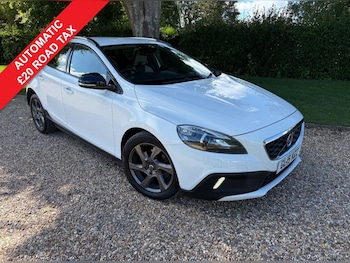 2015 (15) - D2 Cross Country Lux 5dr Powershift