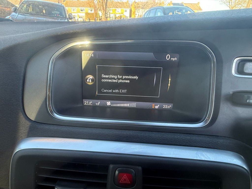 Used Volvo V40 2014 for sale - 77451633: Photo 17