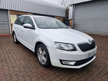 Used Skoda Octavia 2015 for sale - 76454458: Photo