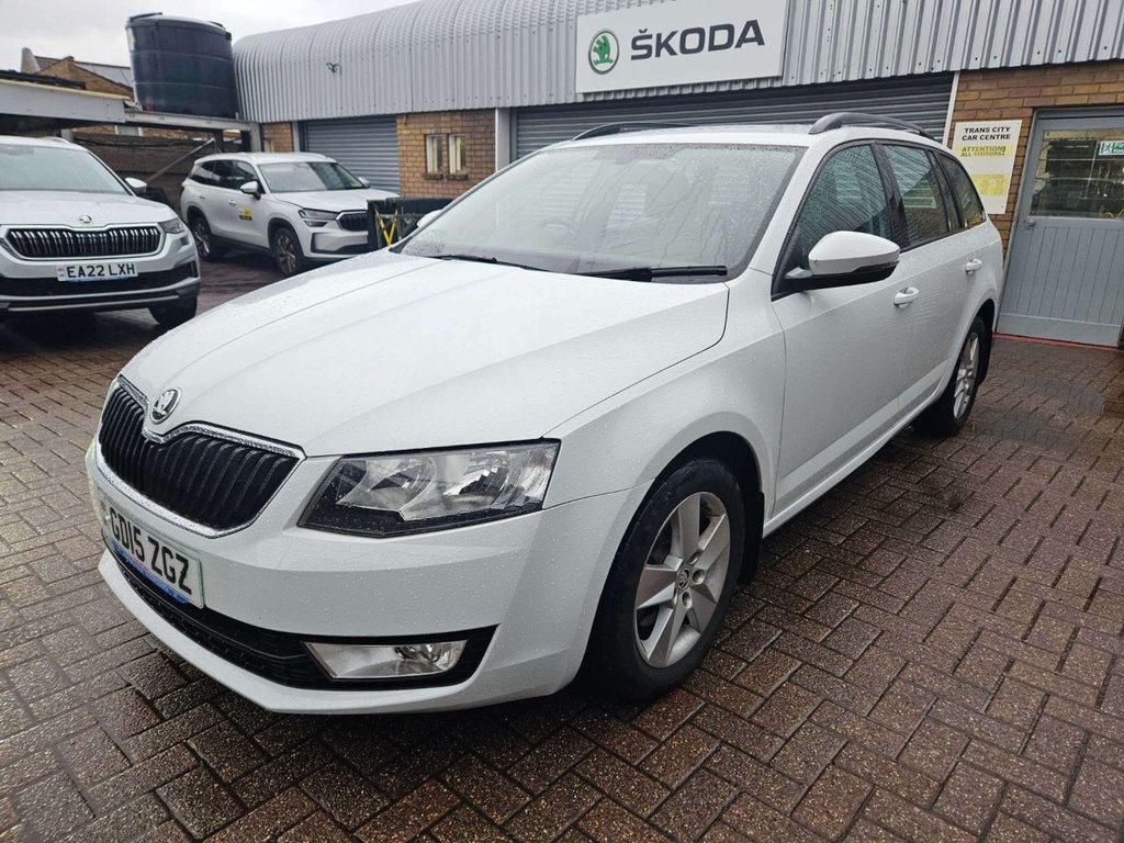 Used Skoda Octavia 2015 for sale - 76454458: Photo 2