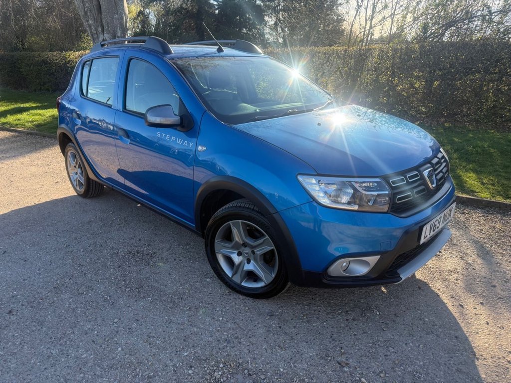 Used Dacia Sandero Stepway 2019 for sale - 77966987: Photo 2