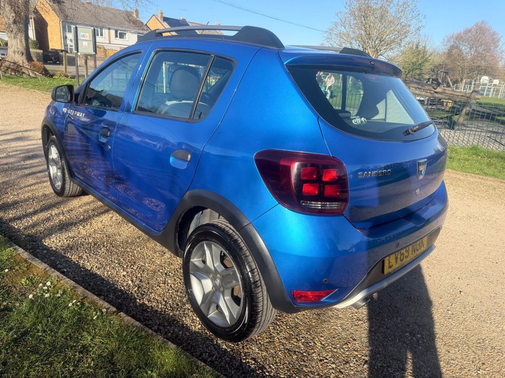 Used Dacia Sandero Stepway 2019 for sale - 77966987: Photo 7