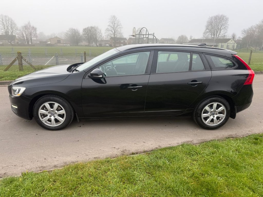 Used Volvo V60 2014 for sale - 77065013: Photo 10