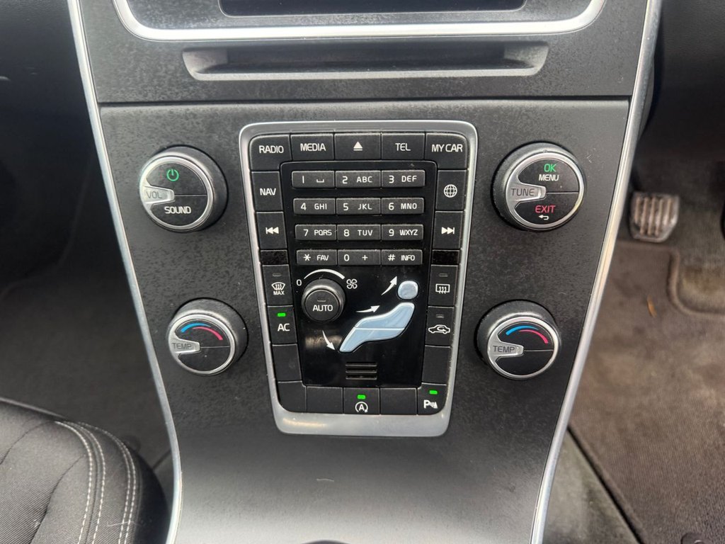 Used Volvo V60 2014 for sale - 77065013: Photo 16