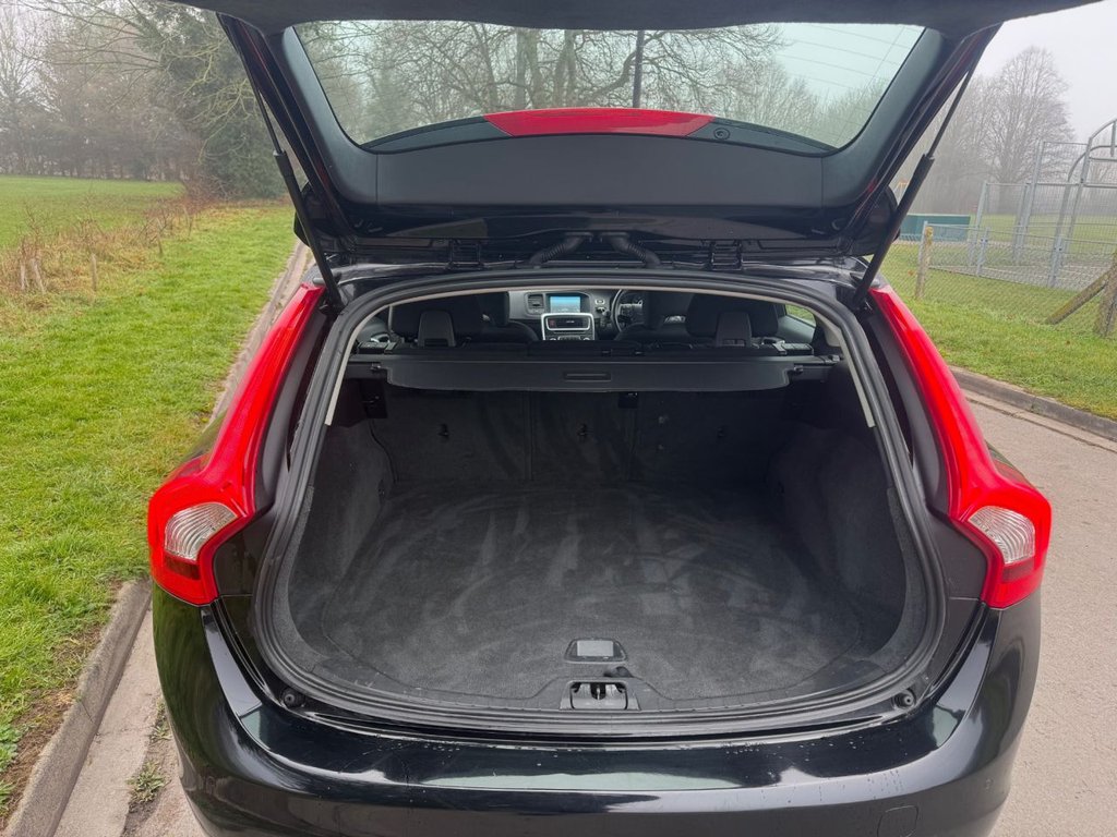 Used Volvo V60 2014 for sale - 77065013: Photo 20