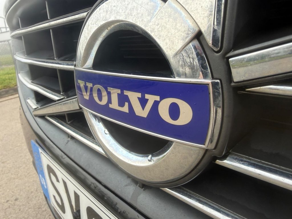 Used Volvo V60 2014 for sale - 77065013: Photo 24