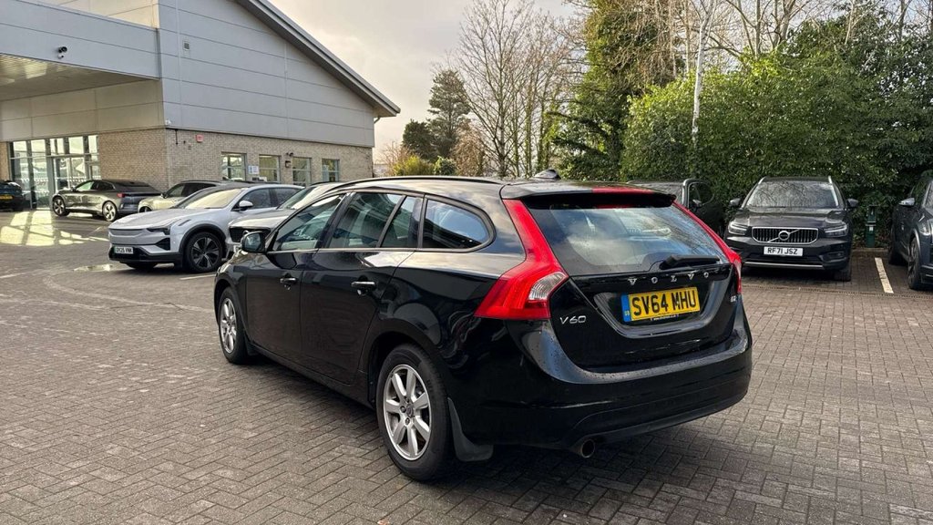 Used Volvo V60 2014 for sale - 77065013: Photo 6