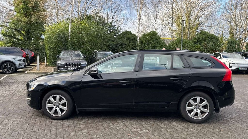 Used Volvo V60 2014 for sale - 77065013: Photo 7