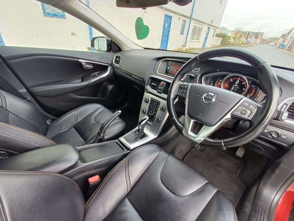 Used Volvo V40 2017 for sale - 77798150: Photo 17