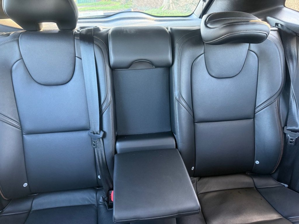 Used Volvo V40 2017 for sale - 77798150: Photo 21